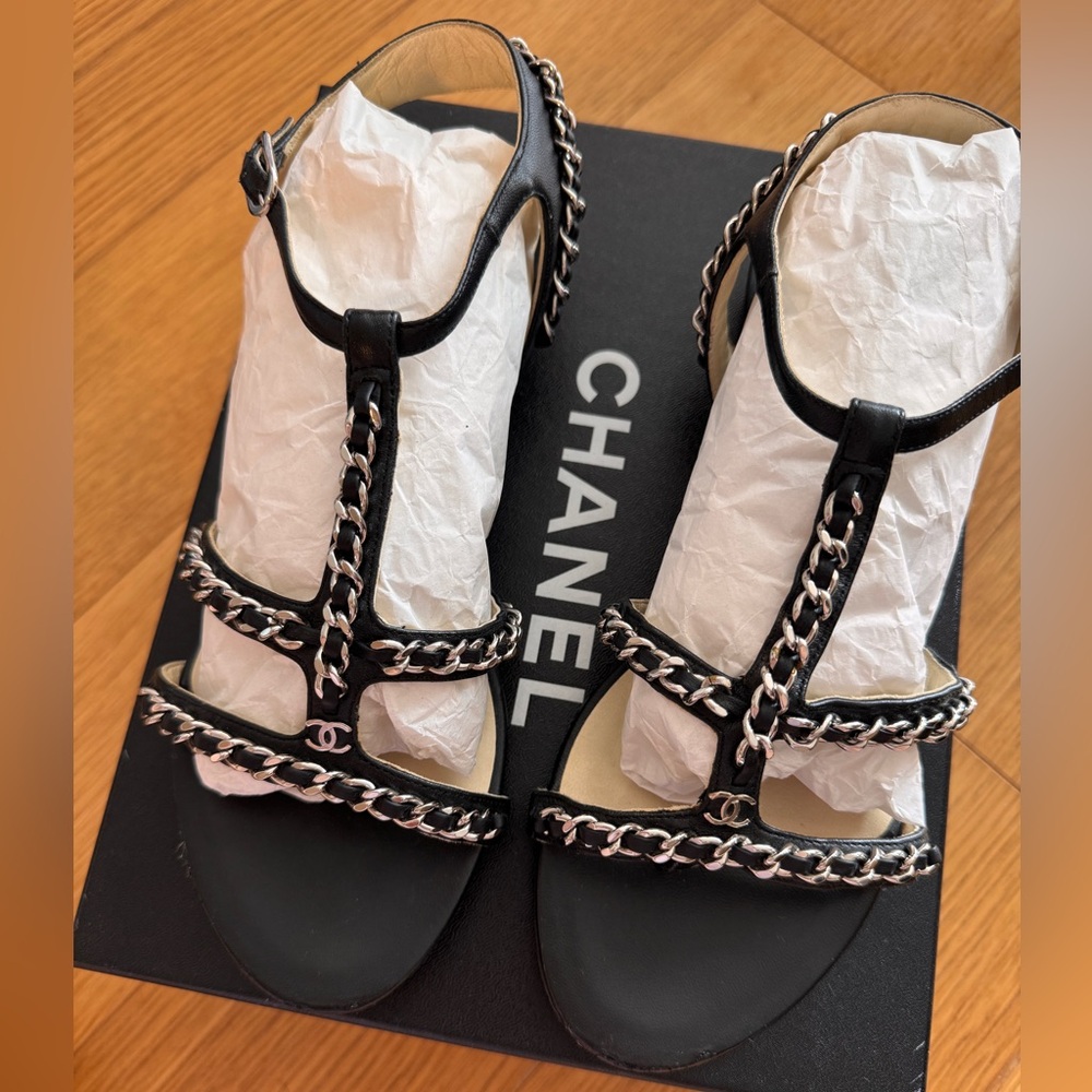Chanel CC logo Chain Sandals in Black 38.5